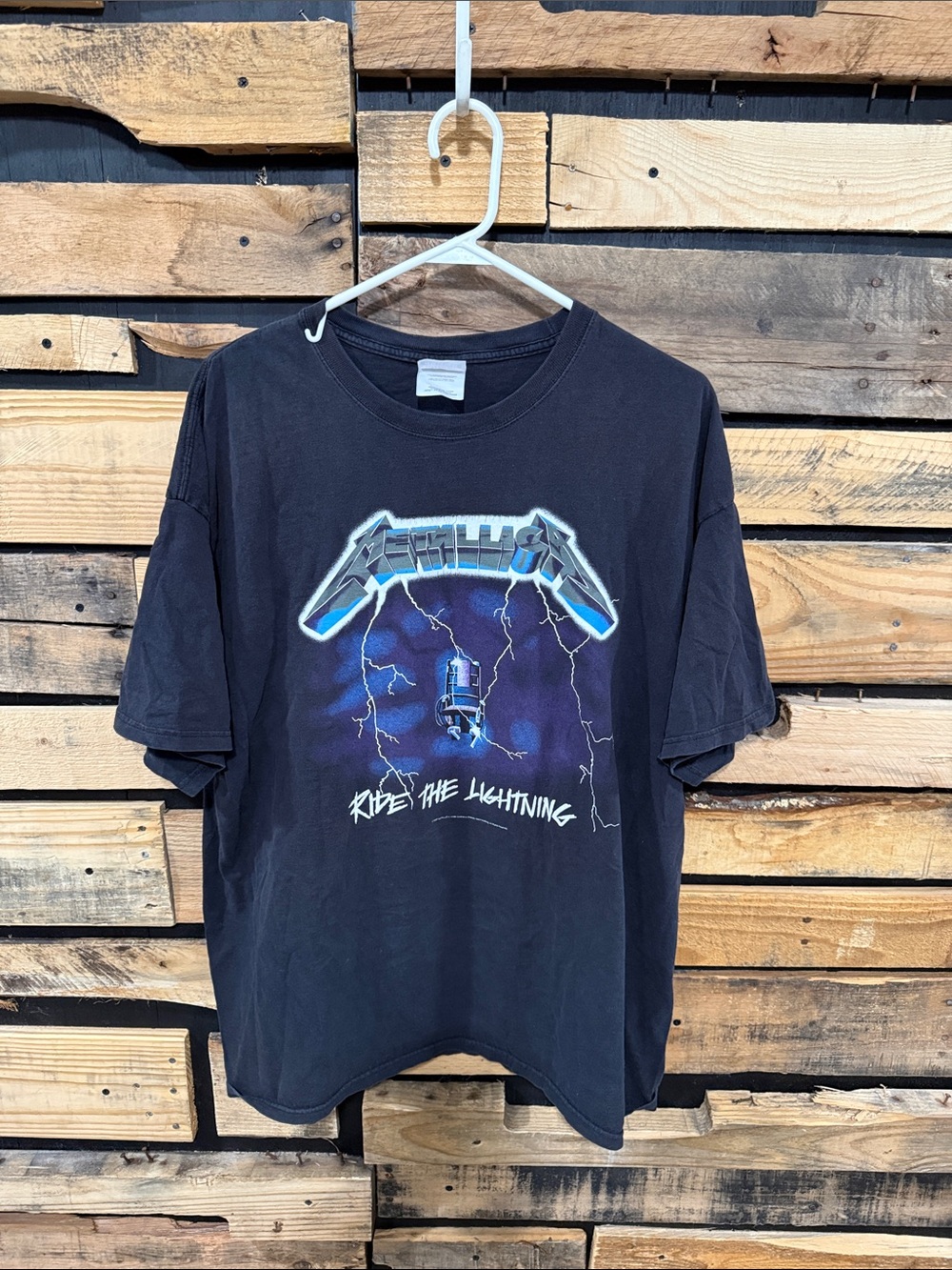Vintage Metallica Ride The Lightning
Men's Size 2XL Vintage Hanes
Heavyweight